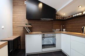 Rainbow Apartments 1