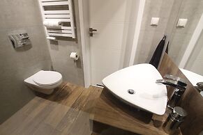 Rainbow Apartments 1