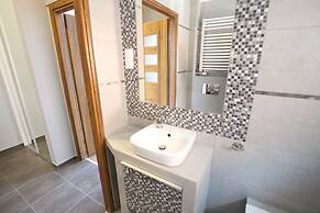 Rainbow Apartments 1