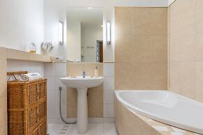 Rainbow Apartments 1