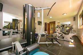 Waridi Paradise Hotel & Suites