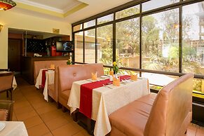 Waridi Paradise Hotel & Suites