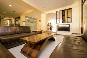 Waridi Paradise Hotel & Suites