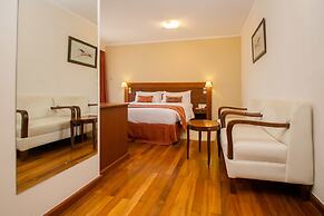 Waridi Paradise Hotel & Suites