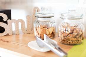 iRooms Forum and Colosseum