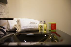 iRooms Forum and Colosseum