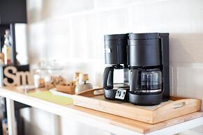 iRooms Forum and Colosseum