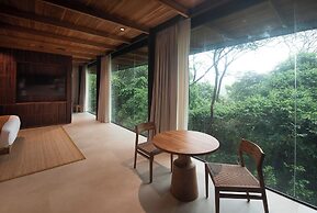 Rio Perdido Hotel & Thermal River