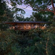 Rio Perdido Hotel & Thermal River