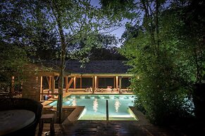 Rio Perdido Hotel & Thermal River
