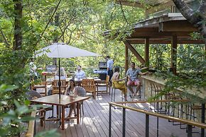 Rio Perdido Hotel & Thermal River
