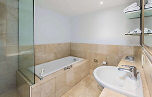 Avani Auckland Metropolis Residences