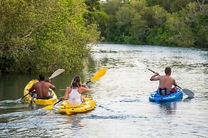 Machangulo Beach Lodge