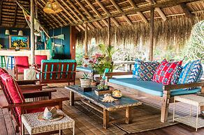 Machangulo Beach Lodge