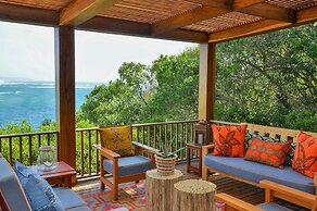 Machangulo Beach Lodge