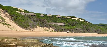 Machangulo Beach Lodge