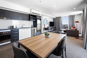 Quest Mackay on Gordon