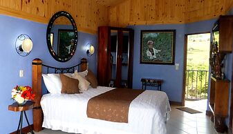 Guayabo Lodge