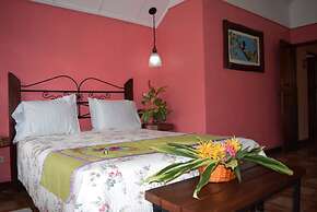 Guayabo Lodge
