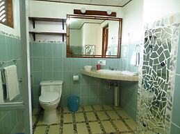 Guayabo Lodge
