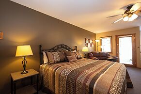 Aspen Winds on Fall River