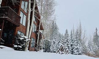 Aspen Winds on Fall River