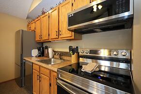 Aspen Winds on Fall River