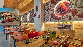 Holiday Inn New Delhi Aerocity by IHG