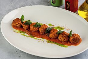 Holiday Inn New Delhi Aerocity by IHG