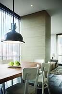 8010 Urban Living Luxury Home Experiences.