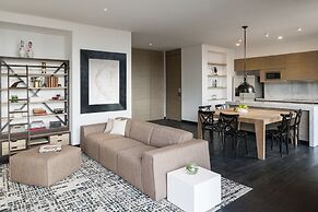 8010 Urban Living Luxury Home Experiences.