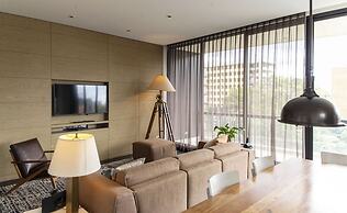 8010 Urban Living Luxury Home Experiences.