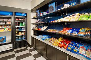 Hampton Inn & Suites Buffalo Airport