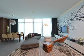 Ramee Grand Hotel & Spa