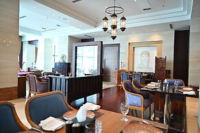 Ramee Grand Hotel & Spa