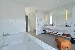 Ramee Grand Hotel & Spa