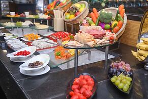 Ramee Grand Hotel & Spa