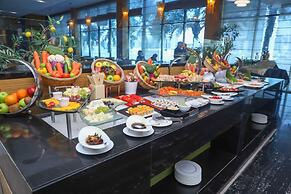 Ramee Grand Hotel & Spa