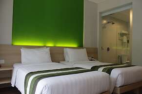 Grand Whiz Hotel Nusa Dua