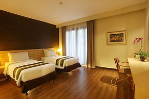 Grand Whiz Hotel Nusa Dua