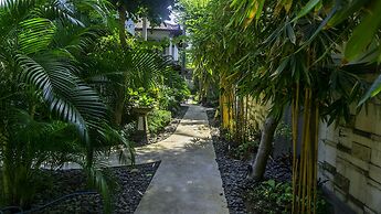 Grand Whiz Hotel Nusa Dua