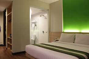 Grand Whiz Hotel Nusa Dua