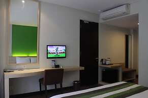 Grand Whiz Hotel Nusa Dua