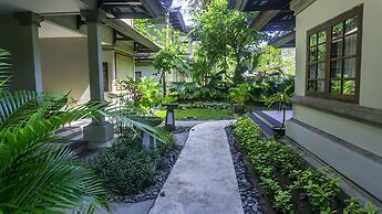 Grand Whiz Hotel Nusa Dua