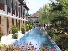 Grand Whiz Hotel Nusa Dua