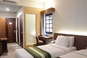 Grand Whiz Hotel Nusa Dua