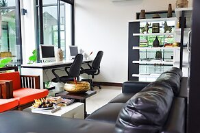 Navatara Phuket Resort