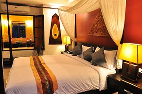 Navatara Phuket Resort