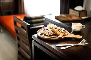 Navatara Phuket Resort