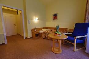 Lázeňská Léčebna Mánes